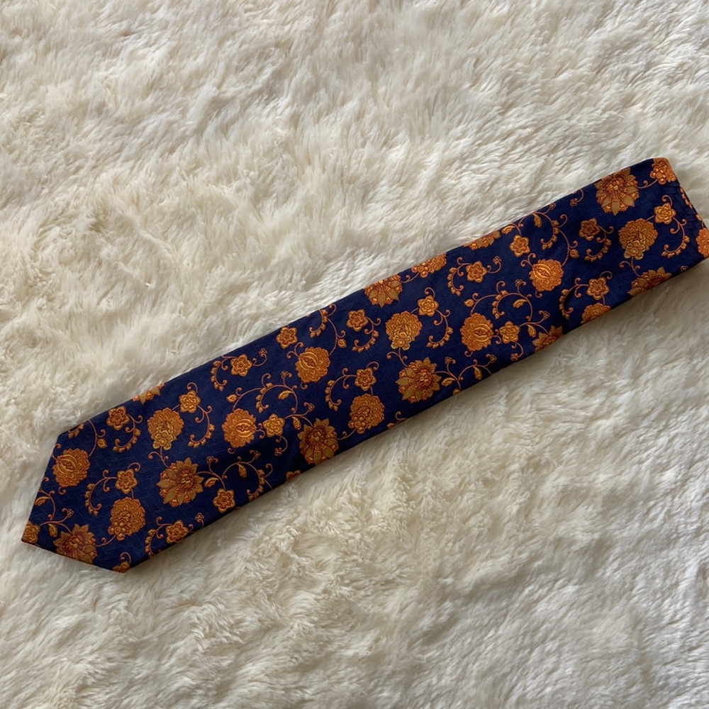 True Forum silk tie - Picture 2 of 7